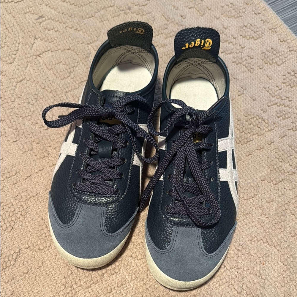 Onitsuka Tiger by Asics Men's Black and White Sneakers